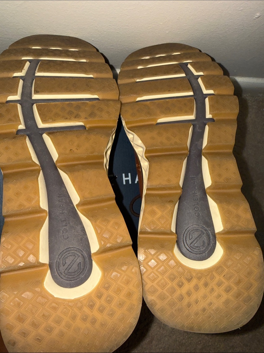 Cole Haan Men’s Brown Leather Wingtip Sneakers with Cream Sole - Picture 4 of 7